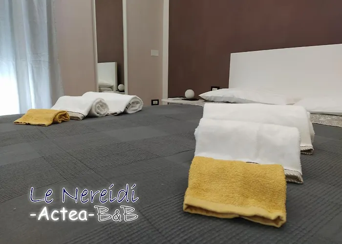 فندق مبيت وإفطار Le Nereidi Centro أتشيريالي